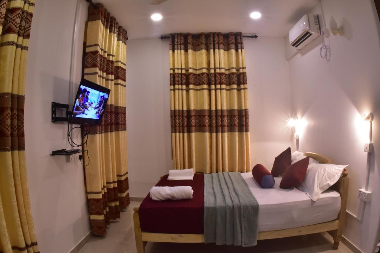 Peninsula Hotel Jaffna Luaran gambar
