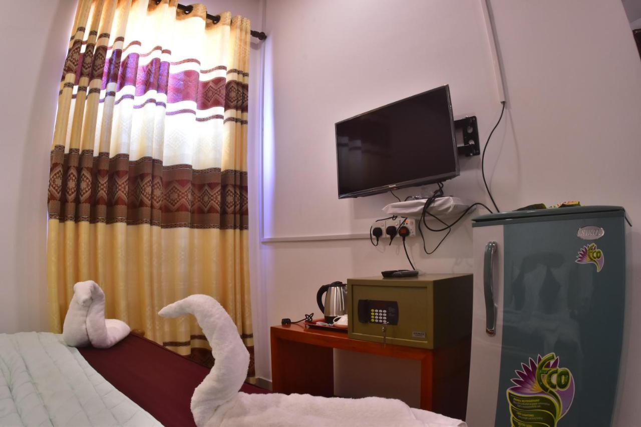 Peninsula Hotel Jaffna Luaran gambar