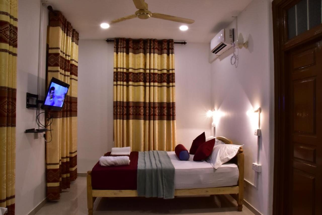 Peninsula Hotel Jaffna Luaran gambar