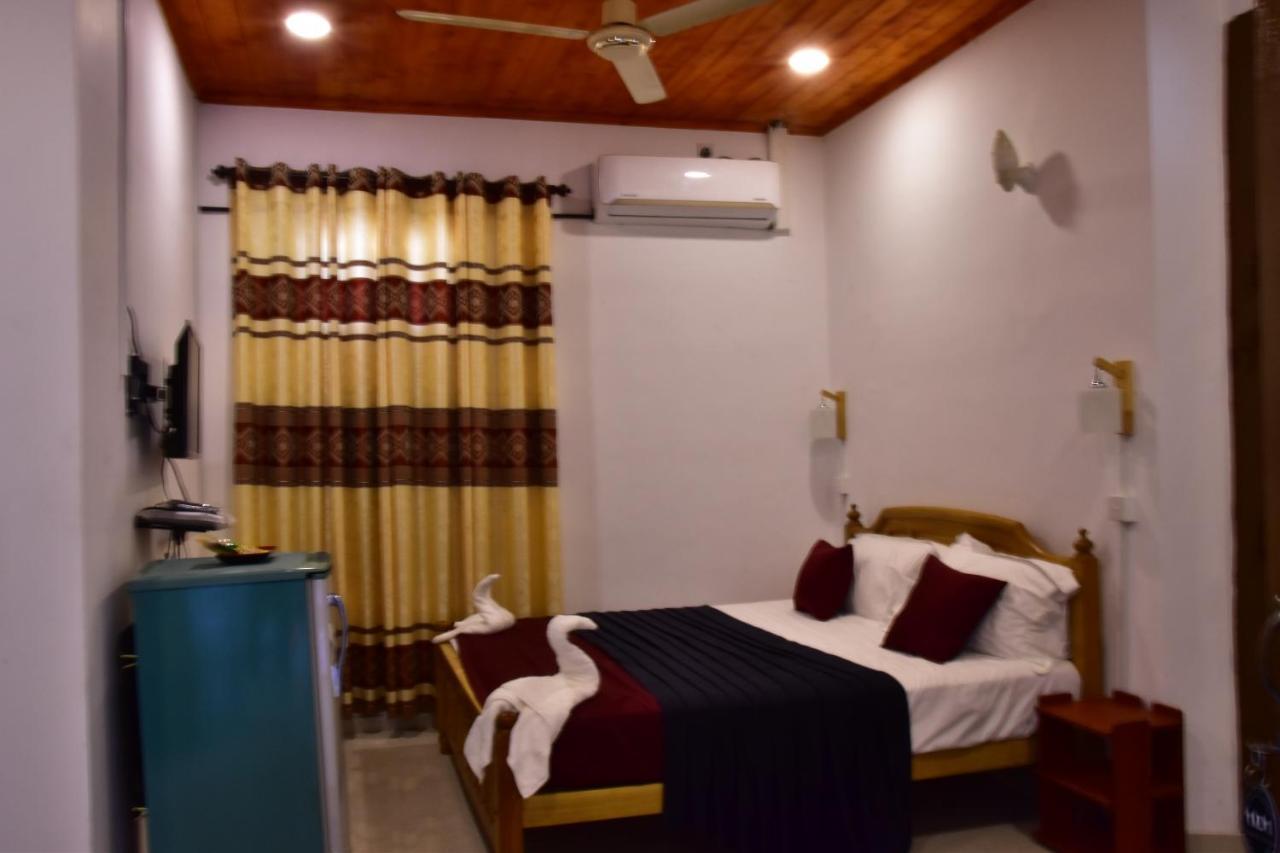 Peninsula Hotel Jaffna Luaran gambar